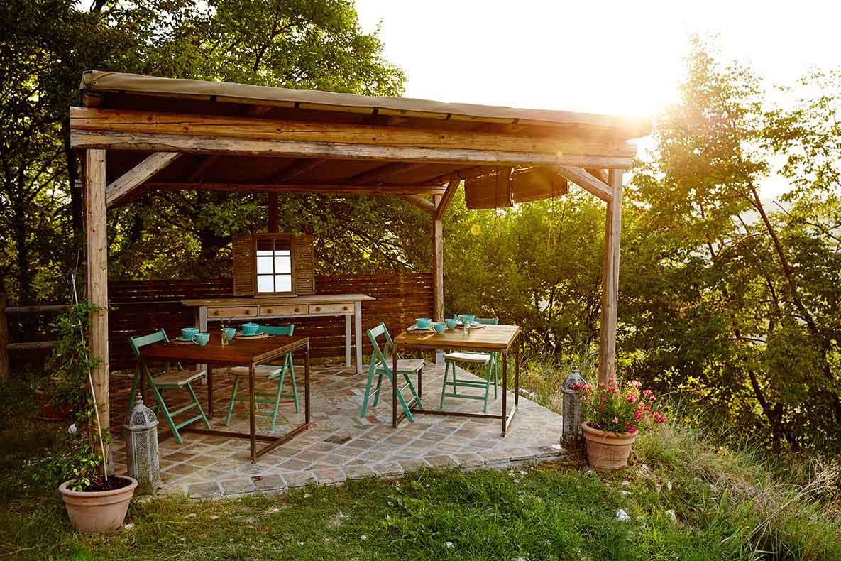 Breakfast pergola up at the house